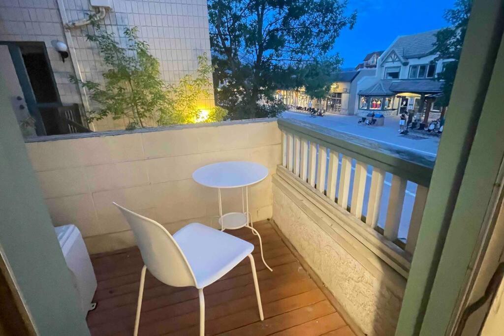 Unit #201 Cozy Mountain View 1Br In Dt Lejlighed Canmore Eksteriør billede