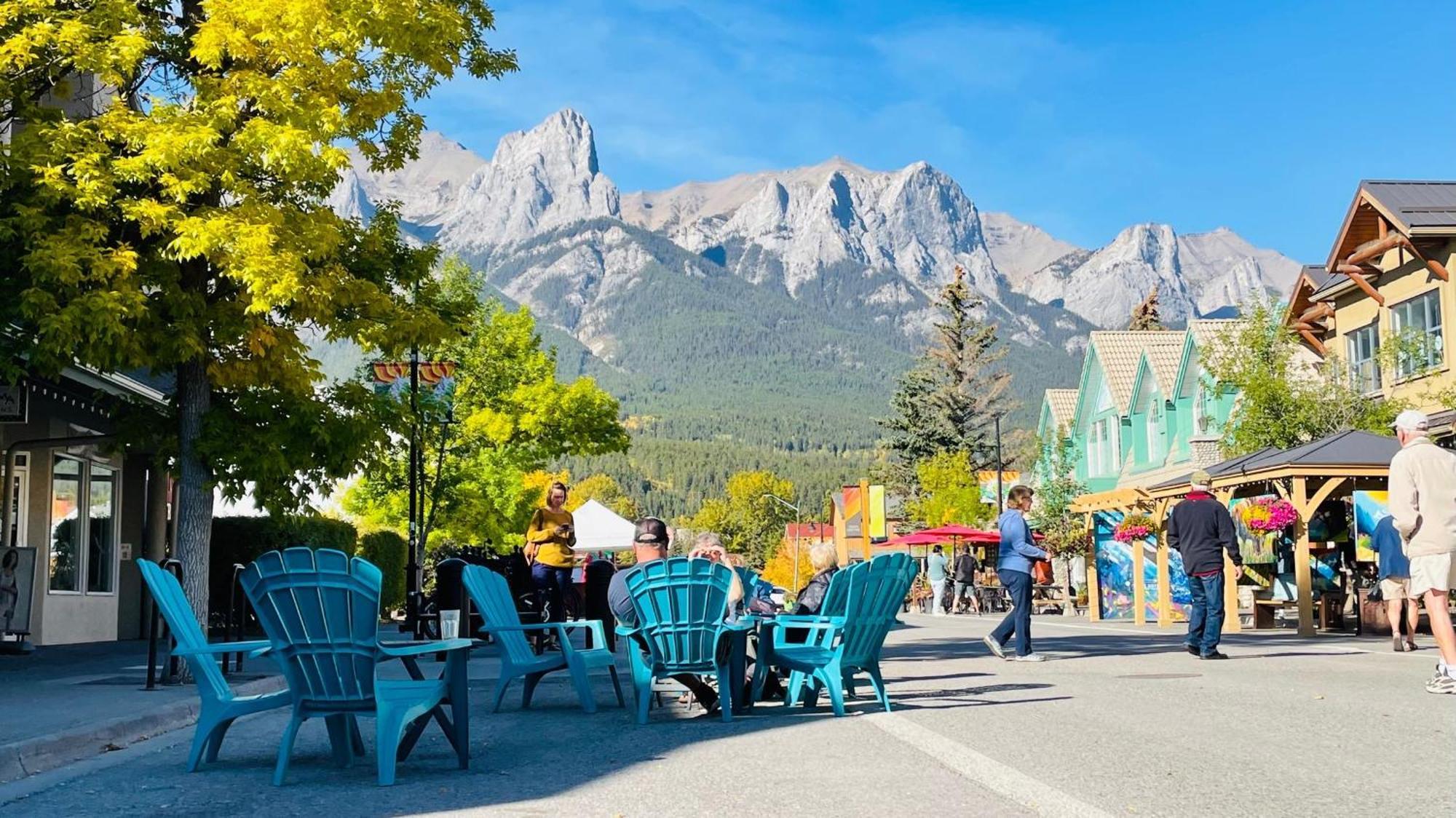 Unit #201 Cozy Mountain View 1Br In Dt Lejlighed Canmore Eksteriør billede